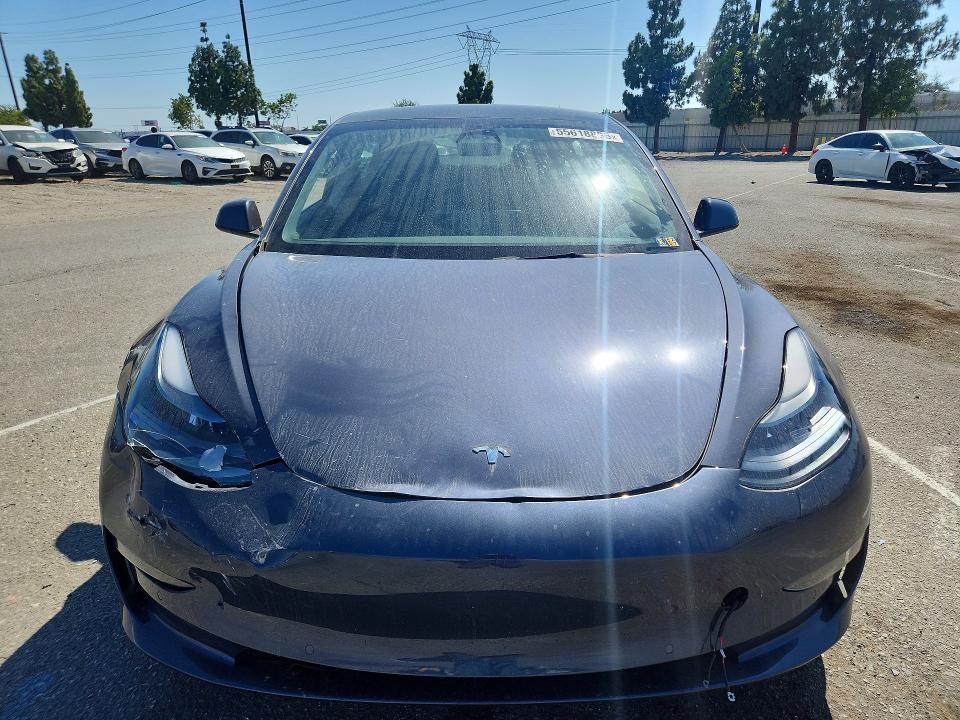 2022 Tesla Model 3 მანქანა იყიდება აუქციონზე, vin: 5YJ3E1EA0NF350100, აუქციონის ნომერი: 55618886