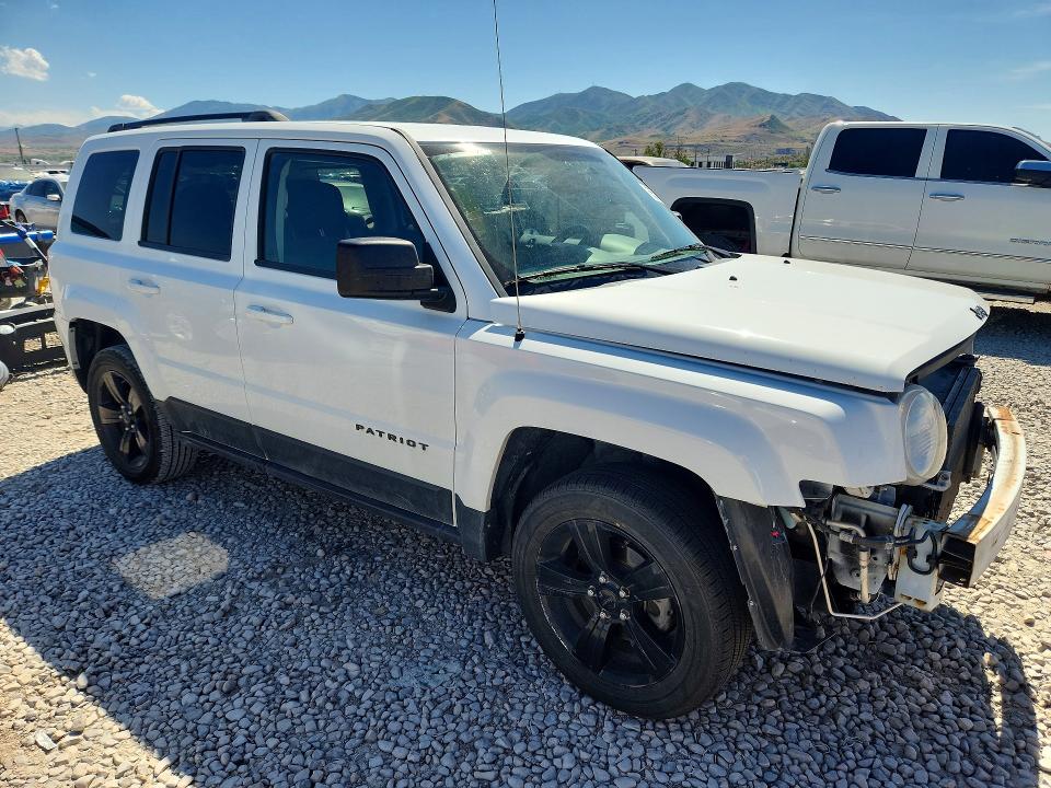 55710976 :رقم المزاد ، 1C4NJRBB9FD312700 vin ، 2015 Jeep Patriot مزاد بيع
