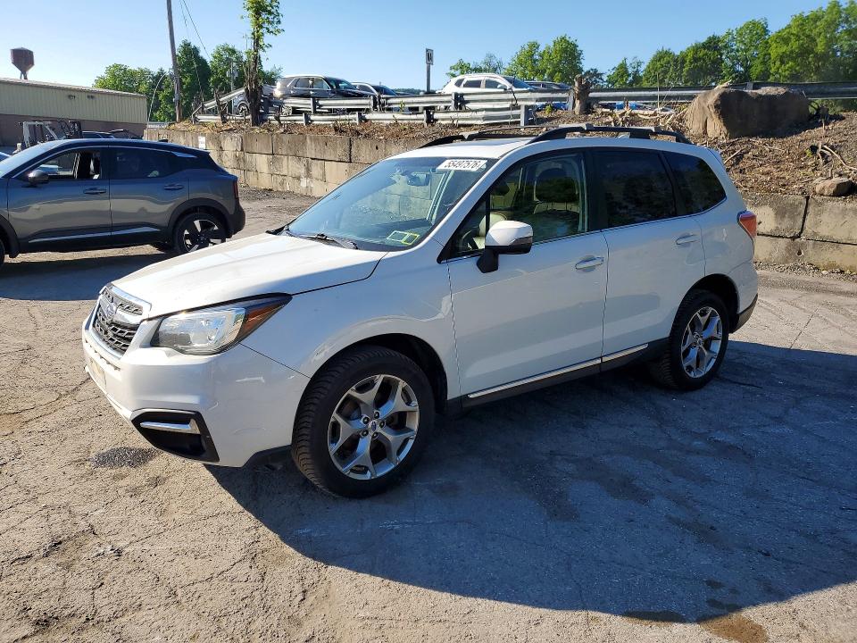 Auction sale of the 2017 Subaru Forester, vin: JF2SJAWC1HH520428, lot number: 55497576