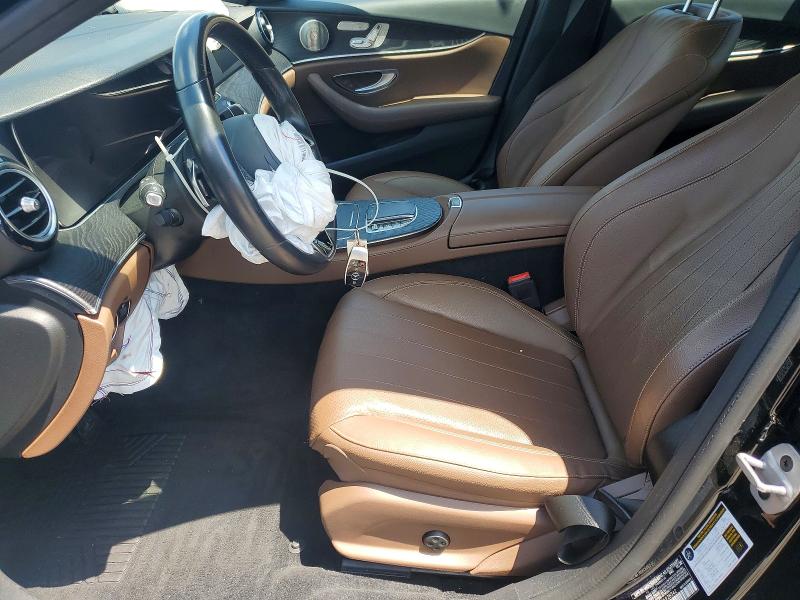 59019296 :رقم المزاد ، W1KZF8EB3MA928342 vin ، 2021 Mercedes-benz E مزاد بيع