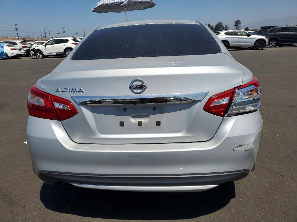 55802006 :رقم المزاد ، 1N4AL3AP1HN353277 vin ، 2017 Nissan Altima مزاد بيع