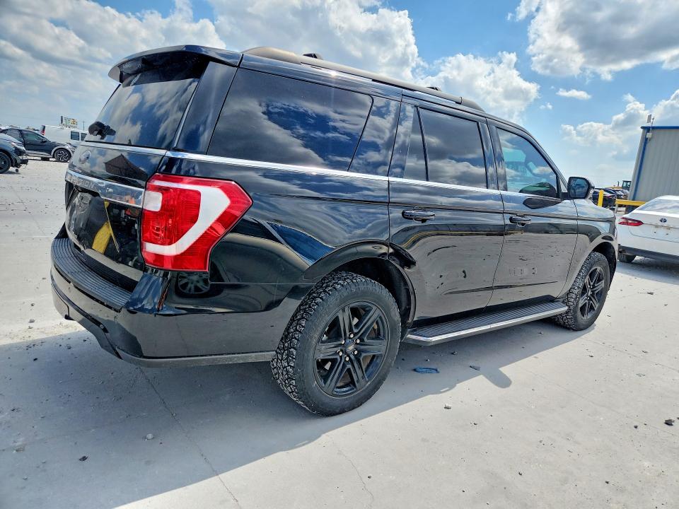 Продажа на аукционе авто 2021 Ford Expedition, vin: 1FMJU1HTXMEA49322, номер лота: 55313996