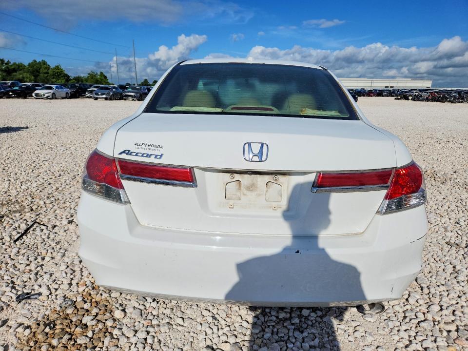 51293736 :رقم المزاد ، 1HGCP2F89CA186395 vin ، 2012 Honda Accord مزاد بيع