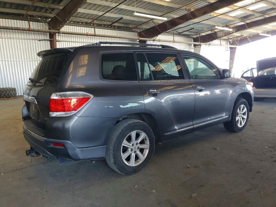 58071586 :رقم المزاد ، 5TDBK3EH9BS065707 vin ، 2011 Toyota Highlander مزاد بيع