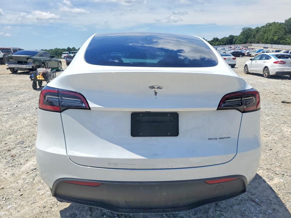 Продажа на аукционе авто 2024 Tesla Model Y, vin: 7SAYGDEE6RA259214, номер лота: 56935906