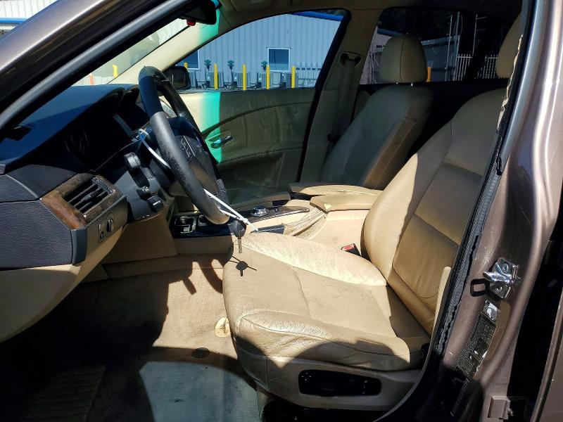 55662246 :رقم المزاد ، WBANA73514B060749 vin ، 2004 Bmw 530 مزاد بيع