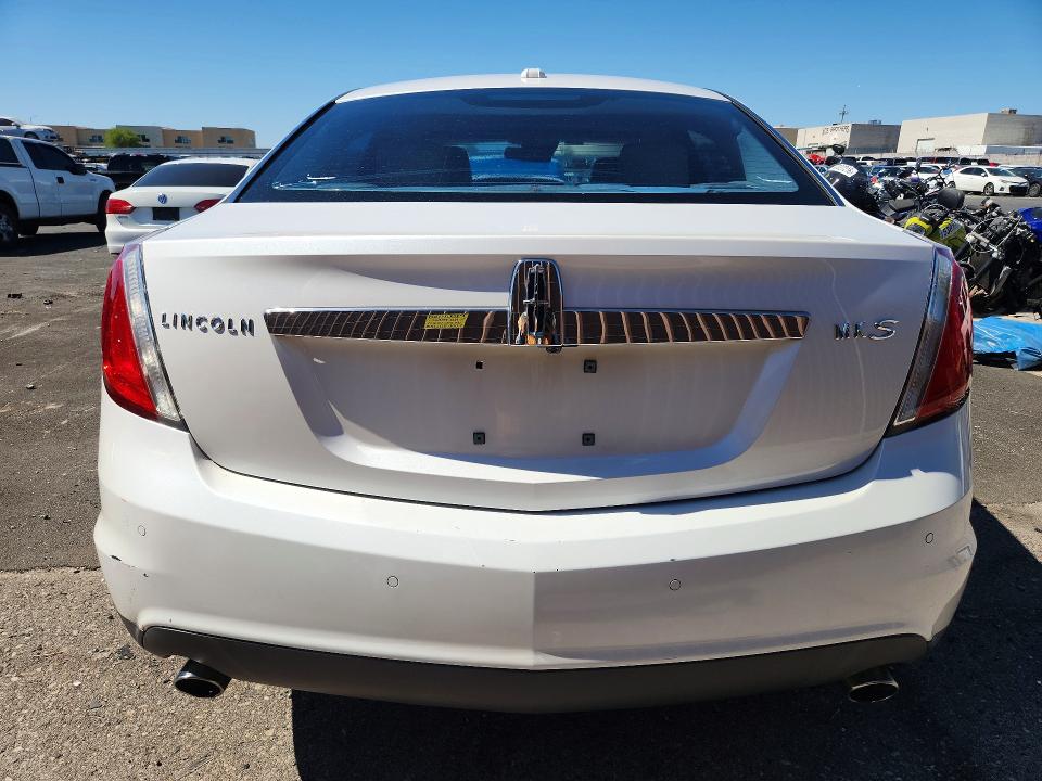 58134196 :رقم المزاد ، 1LNHL9DR1BG615220 vin ، 2011 Lincoln Mks مزاد بيع