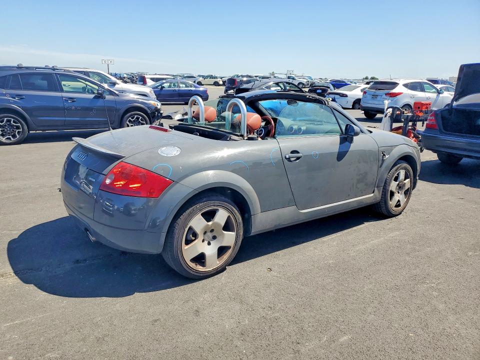 85614065 :رقم المزاد ، TRUUT28NX11043329 vin ، 2001 Audi Tt مزاد بيع