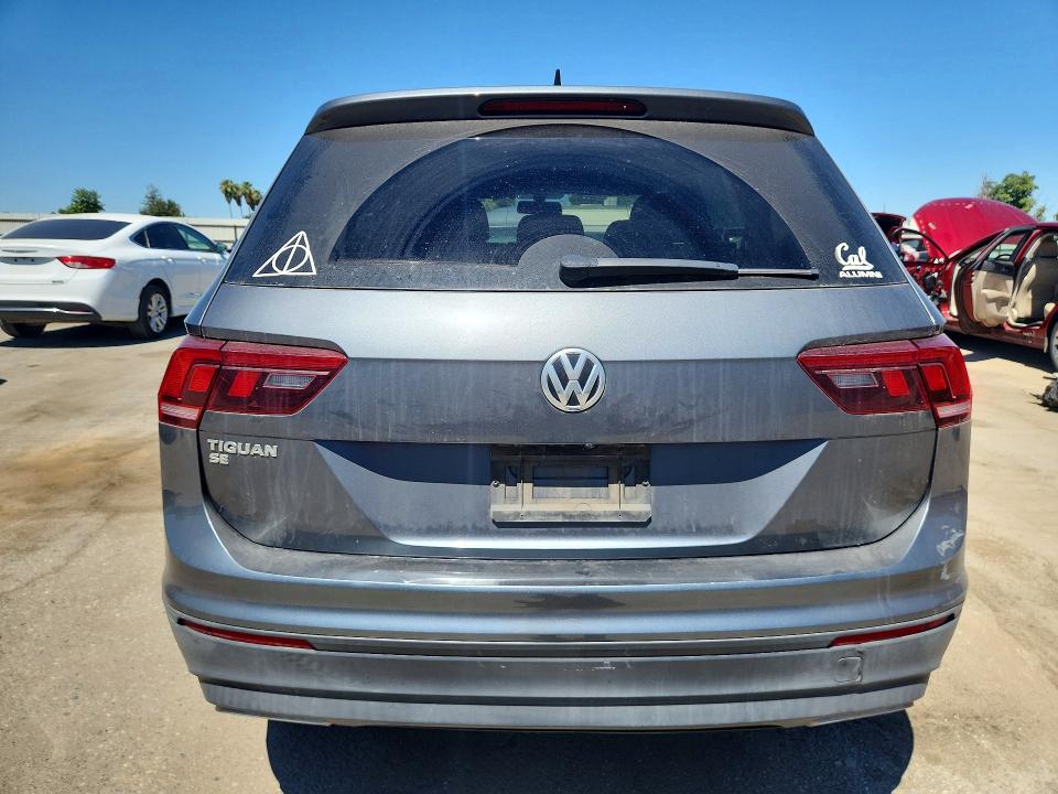 57091706 :رقم المزاد ، 3VV3B7AX2KM121643 vin ، 2019 Volkswagen Tiguan مزاد بيع