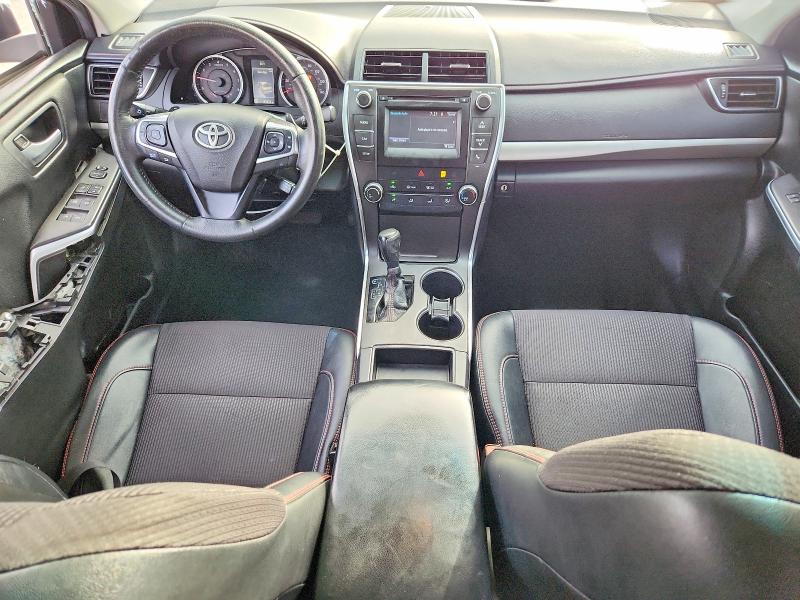 55887536 :رقم المزاد ، 4T1BF1FK6HU801957 vin ، 2017 Toyota Camry مزاد بيع