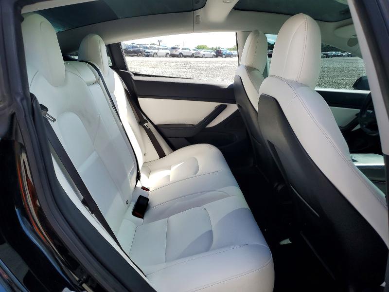 58030086 :رقم المزاد ، 5YJ3E1EB5JF097004 vin ، 2018 Tesla Model 3 مزاد بيع
