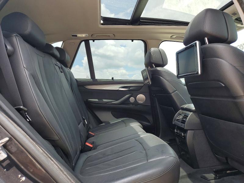 55835176 :رقم المزاد ، 5UXKR6C55F0J75411 vin ، 2015 Bmw X5 مزاد بيع