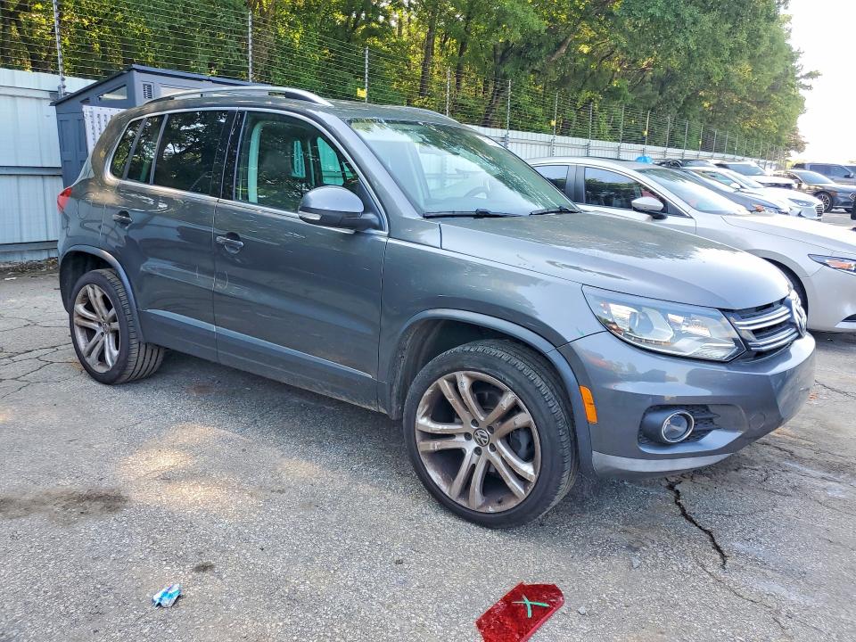55738736 :رقم المزاد ، WVGAV7AX1GW602189 vin ، 2016 Volkswagen Tiguan مزاد بيع