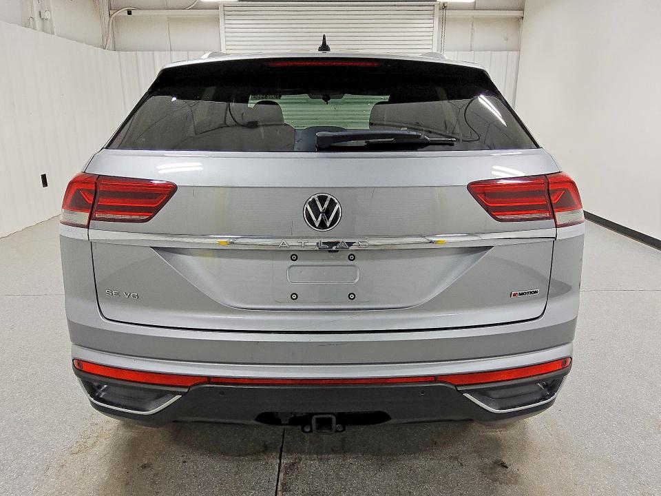 57562146 :رقم المزاد ، 1V2HE2CA0NC217511 vin ، 2022 Volkswagen Atlas Cross Sport مزاد بيع