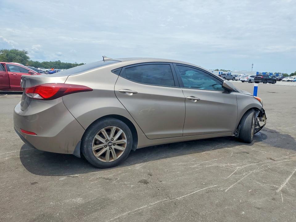 56618676 :رقم المزاد ، 5NPDH4AE6FH620889 vin ، 2015 Hyundai Elantra مزاد بيع