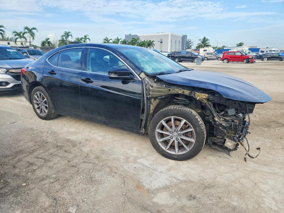 58592156 :رقم المزاد ، 19UUB1F58JA008784 vin ، 2018 Acura Tlx مزاد بيع