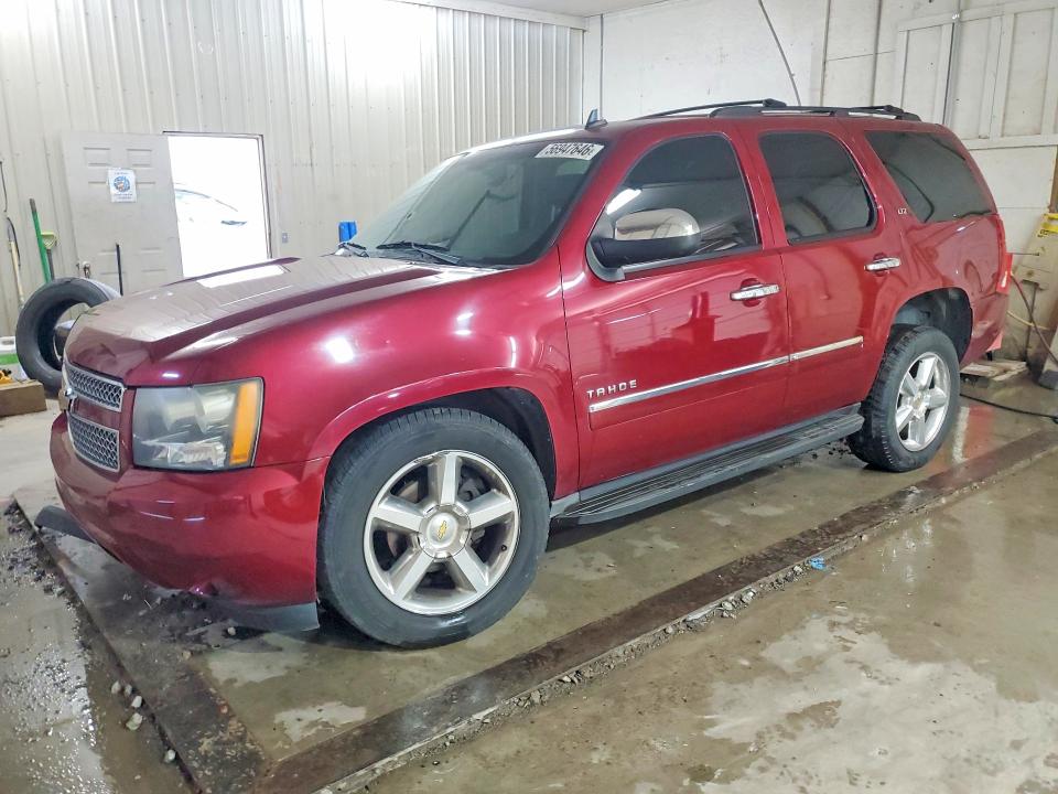 56947646 :رقم المزاد ، 1GNSKCE09BR262800 vin ، 2011 Chevrolet Tahoe مزاد بيع