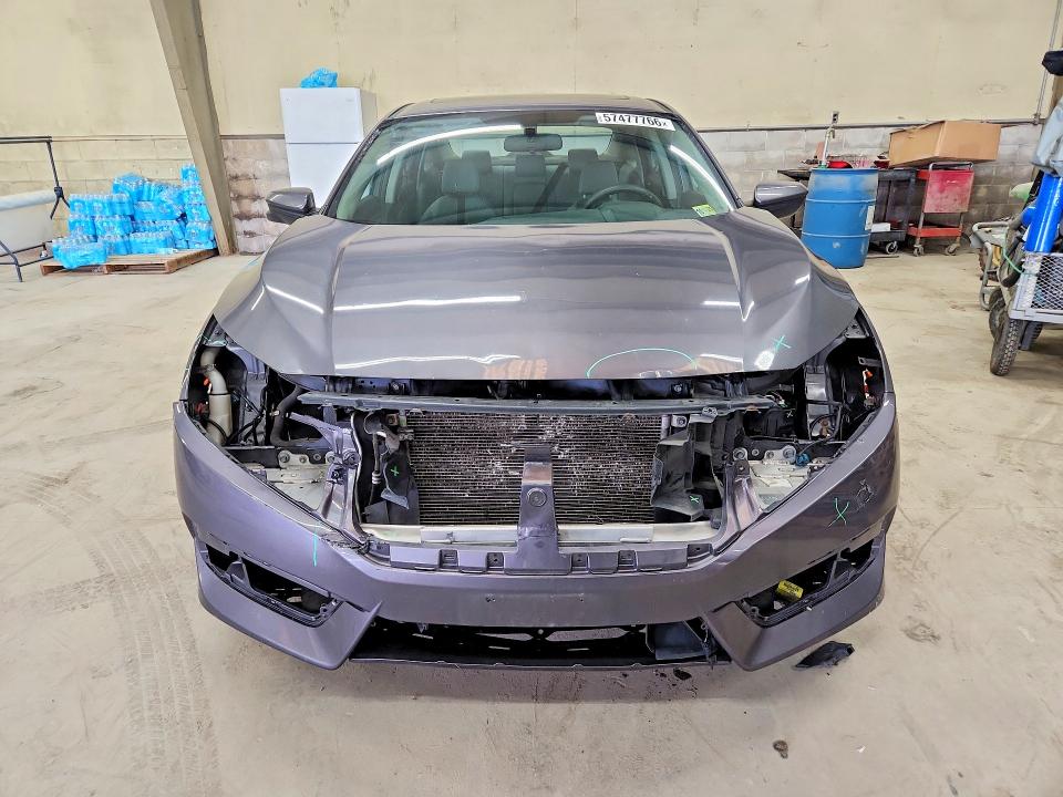 Продажа на аукционе авто 2018 Honda Civic, vin: 2HGFC2F77JH513083, номер лота: 57477766