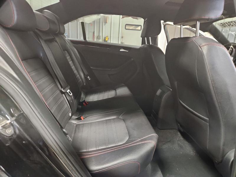 55473416 :رقم المزاد ، 3VW4T7AJ7HM256280 vin ، 2017 Volkswagen Jetta مزاد بيع