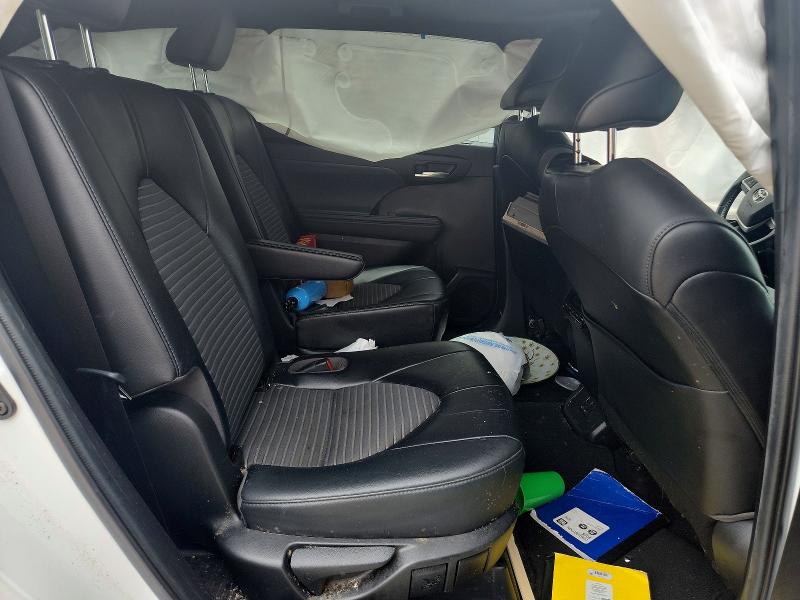 55928976 :رقم المزاد ، 5TDLZRAH4NS110677 vin ، 2022 Toyota Highlander مزاد بيع