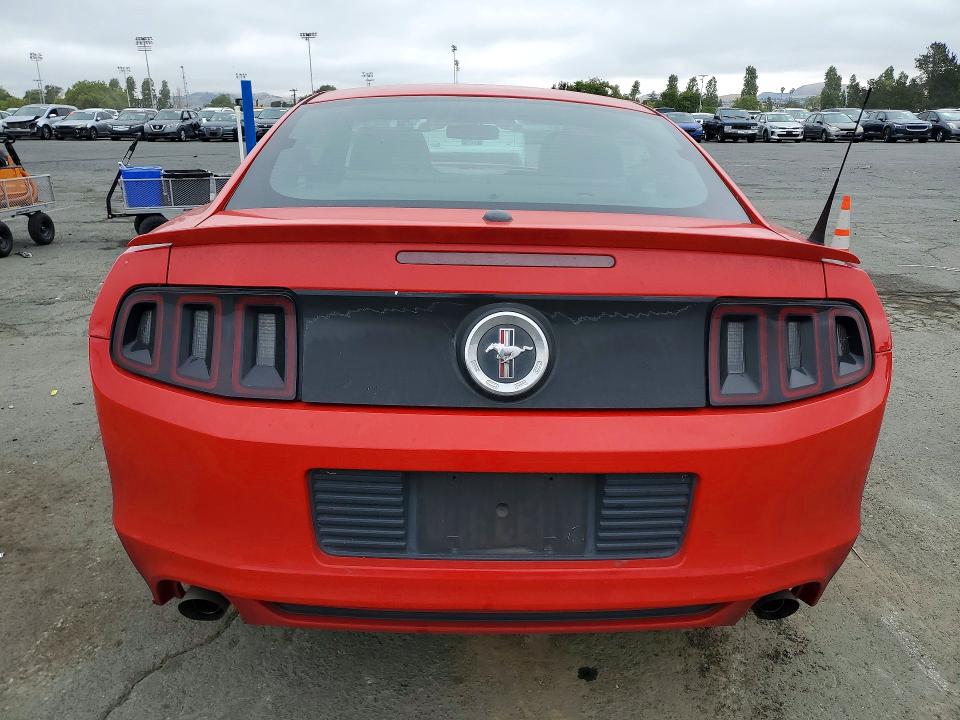 Продажа на аукционе авто 2013 Ford Mustang, vin: 1ZVBP8AM0D5280125, номер лота: 57740876