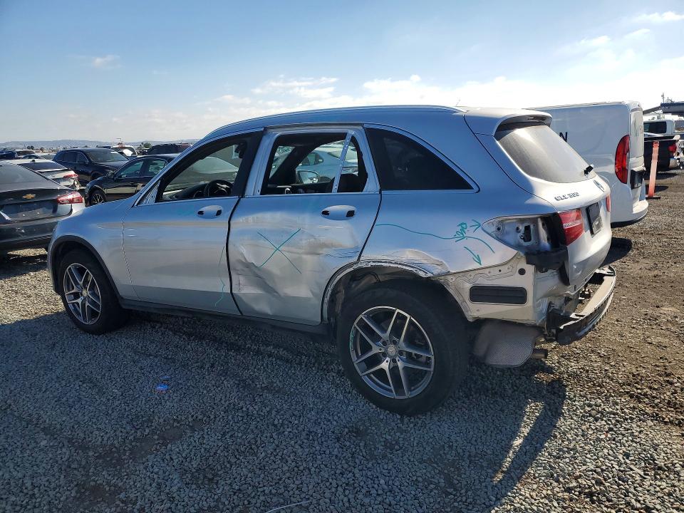 58840646 :رقم المزاد ، WDC0G4JBXHF132737 vin ، 2017 Mercedes-benz Glc مزاد بيع