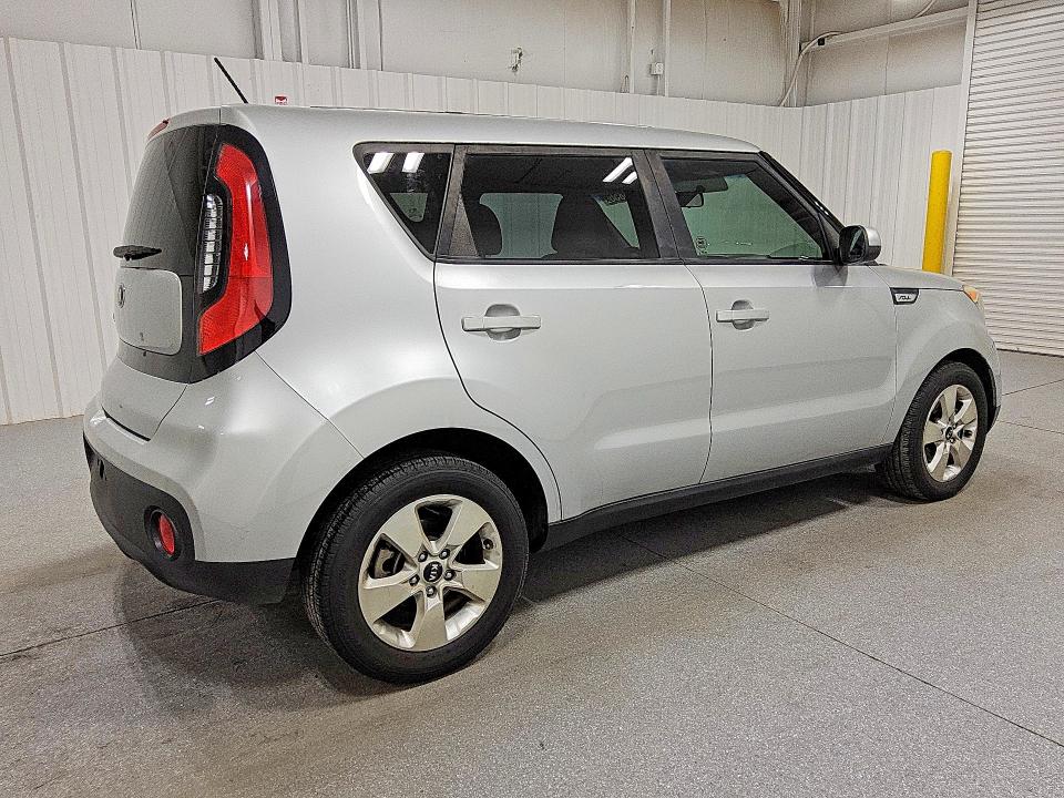 57248856 :رقم المزاد ، KNDJN2A2XJ7606562 vin ، 2018 Kia Soul مزاد بيع