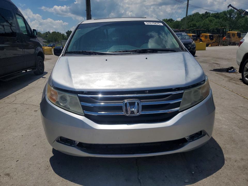 57215676 :رقم المزاد ، 5FNRL5H61DB045783 vin ، 2013 Honda Odyssey مزاد بيع