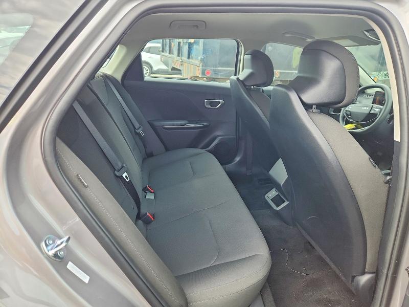 58989736 :رقم المزاد ، 3KPFT4DE7TE300998 vin ، 2026 Kia K4 مزاد بيع