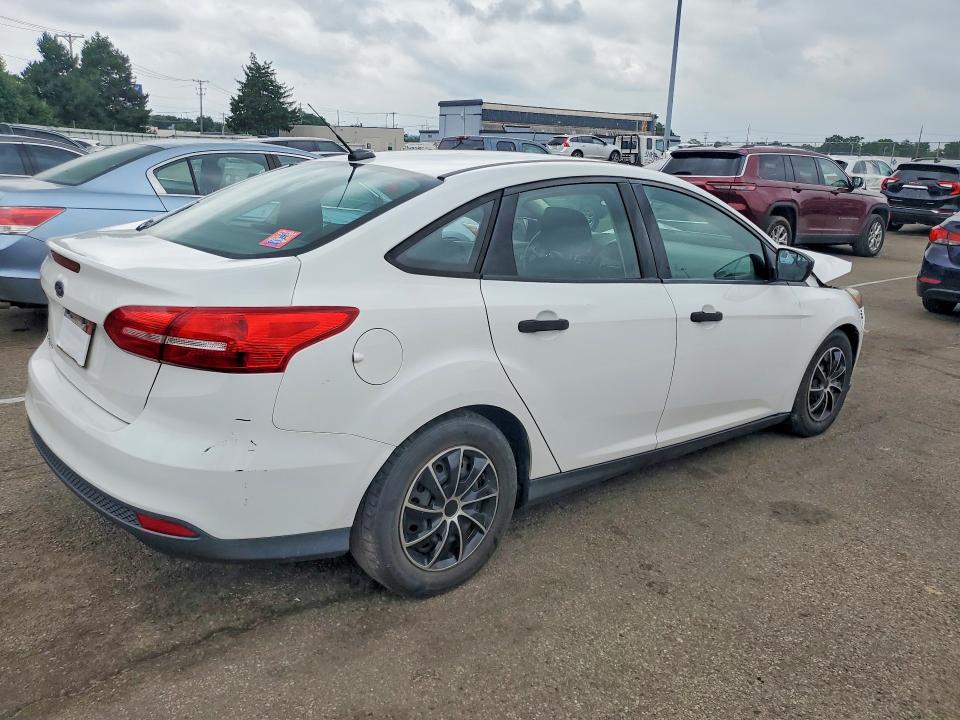 2016 Ford Focus მანქანა იყიდება აუქციონზე, vin: 1FADP3E23GL201897, აუქციონის ნომერი: 56329836