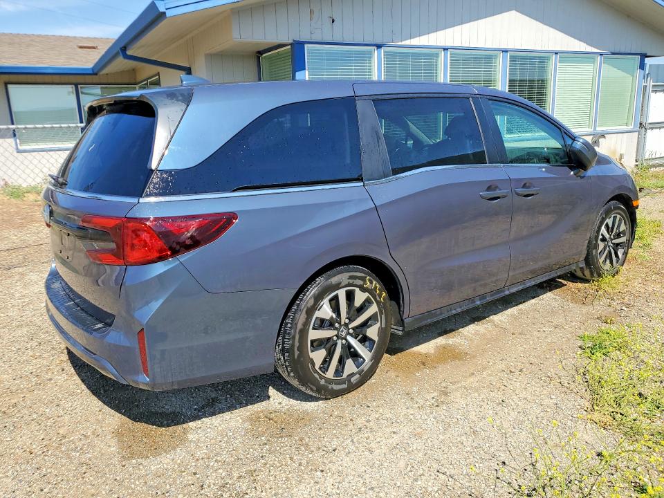 57606786 :رقم المزاد ، 5FNRL6H64SB078909 vin ، 2025 Honda Odyssey مزاد بيع
