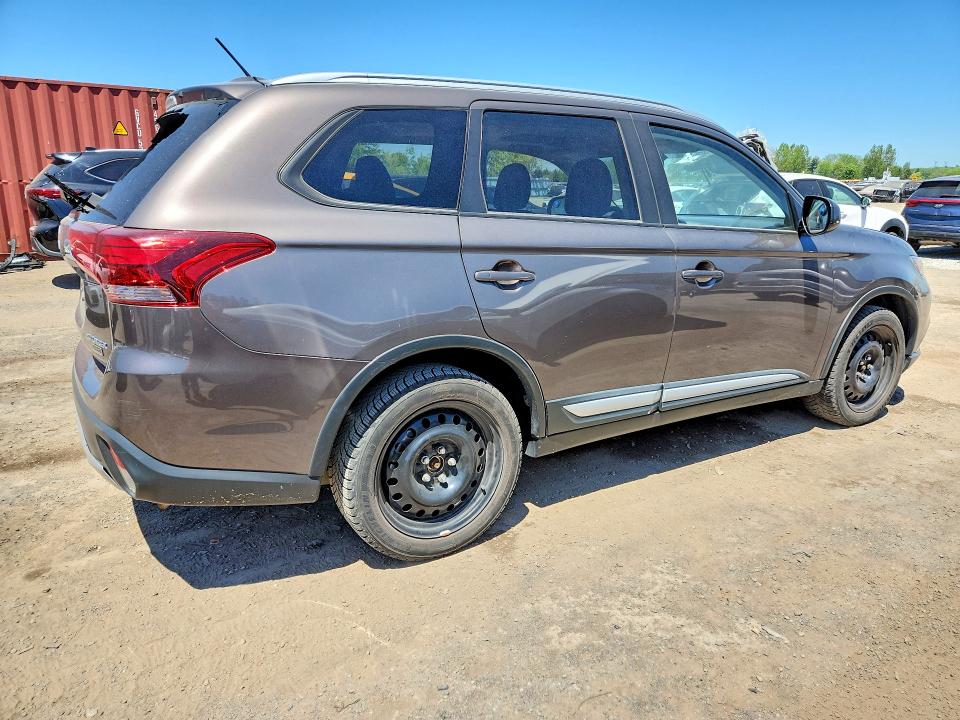 55565016 :رقم المزاد ، JA4AZ2A32GZ603725 vin ، 2016 Mitsubishi Outlander مزاد بيع