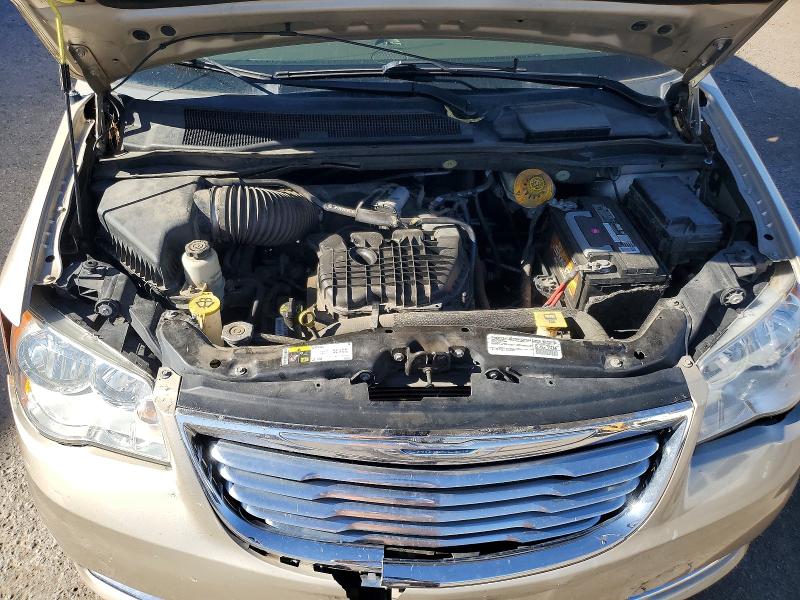 58077016 :رقم المزاد ، 2C4RC1CG4FR573320 vin ، 2015 Chrysler Town & Country مزاد بيع