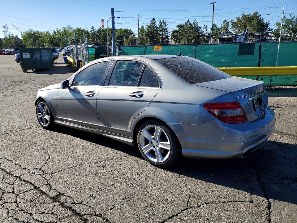 57063196 :رقم المزاد ، WDDGF5EB7AF361573 vin ، 2010 Mercedes-benz C مزاد بيع