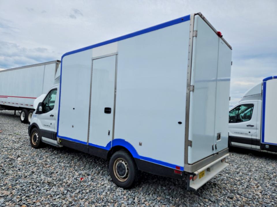 55566646 :رقم المزاد ، 1FDBW5Z86LKB80375 vin ، 2020 Ford Transit مزاد بيع
