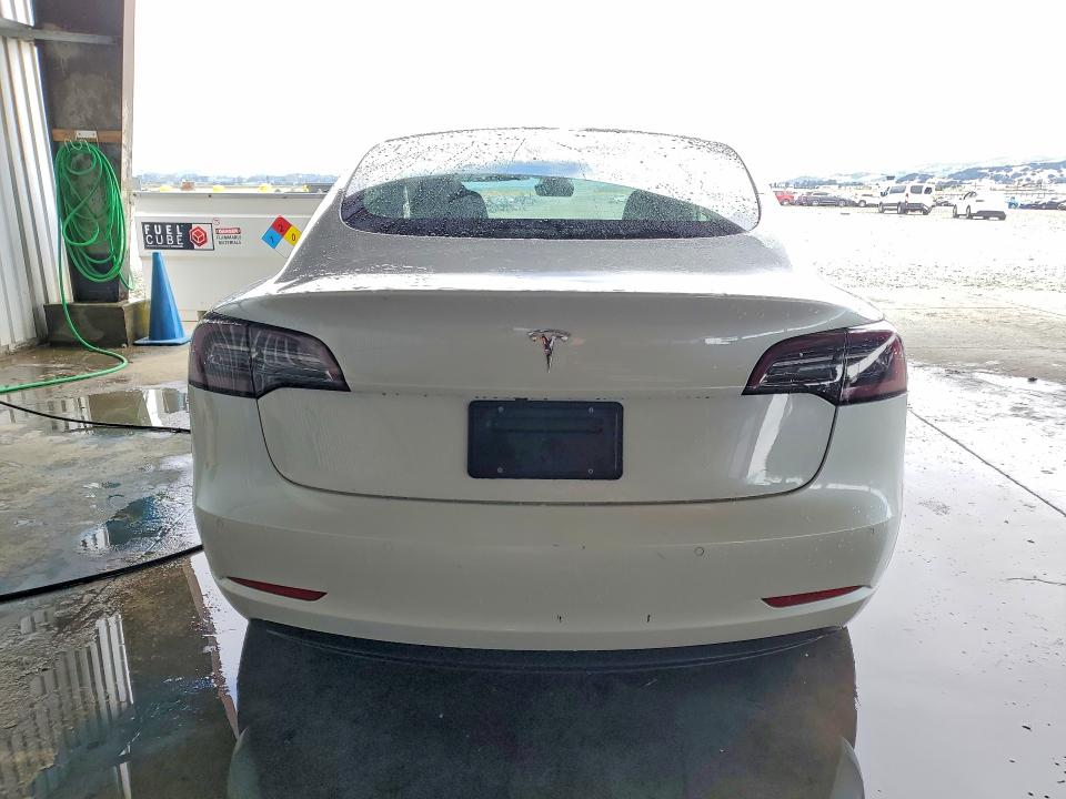 2022 Tesla Model 3 მანქანა იყიდება აუქციონზე, vin: 5YJ3E1EA5NF370178, აუქციონის ნომერი: 58765926