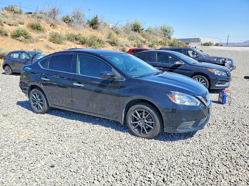 57631516 :رقم المزاد ، 3N1AB7AP1HY227074 vin ، 2017 Nissan Sentra مزاد بيع