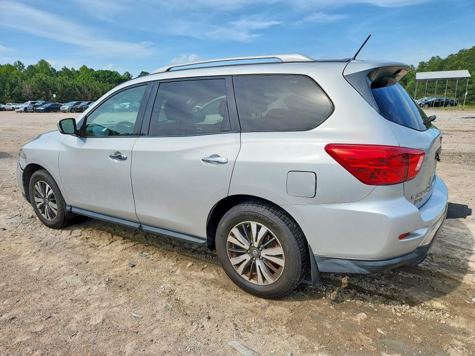 57234676 :رقم المزاد ، 5N1DR2MN8HC689820 vin ، 2017 Nissan Pathfinder مزاد بيع