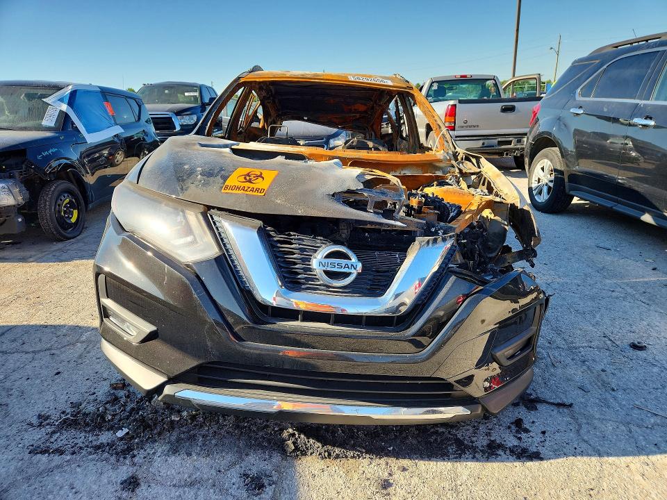 2017 Nissan Rogue მანქანა იყიდება აუქციონზე, vin: KNMAT2MV3HP564709, აუქციონის ნომერი: 58292656