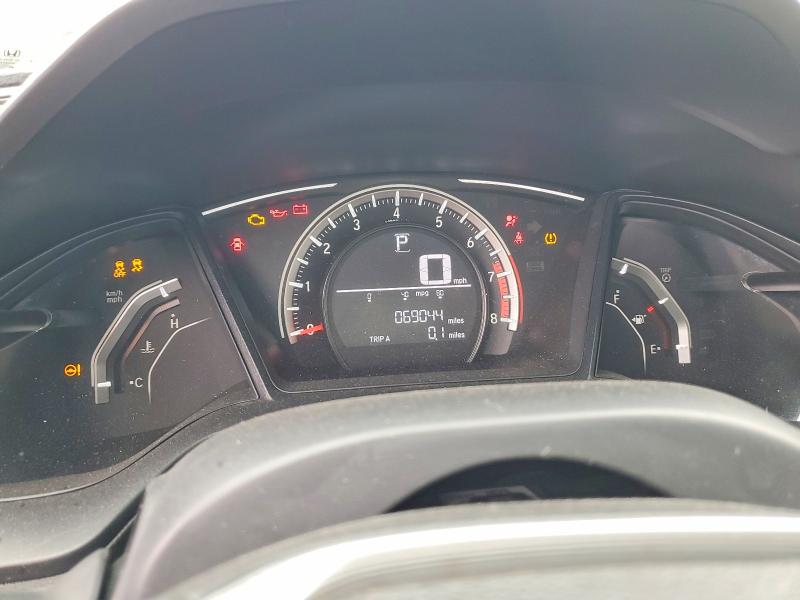 Продажа на аукционе авто 2018 Honda Civic, vin: 2HGFC2F58JH513737, номер лота: 55556766