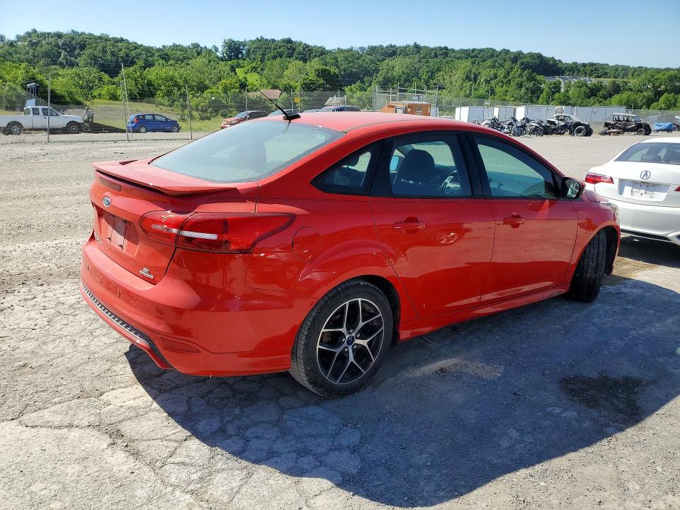 2015 Ford Focus მანქანა იყიდება აუქციონზე, vin: 1FADP3F21FL215634, აუქციონის ნომერი: 55965286