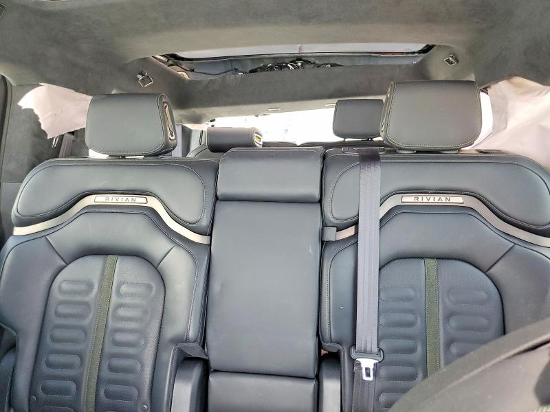 2024 Rivian R1s მანქანა იყიდება აუქციონზე, vin: 7PDSGABAXRN043642, აუქციონის ნომერი: 55726536