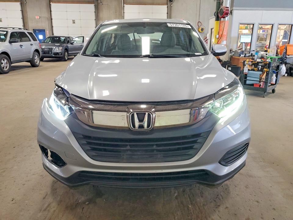 2021 Honda Hr-v მანქანა იყიდება აუქციონზე, vin: 3CZRU6H3XMM747972, აუქციონის ნომერი: 57351126