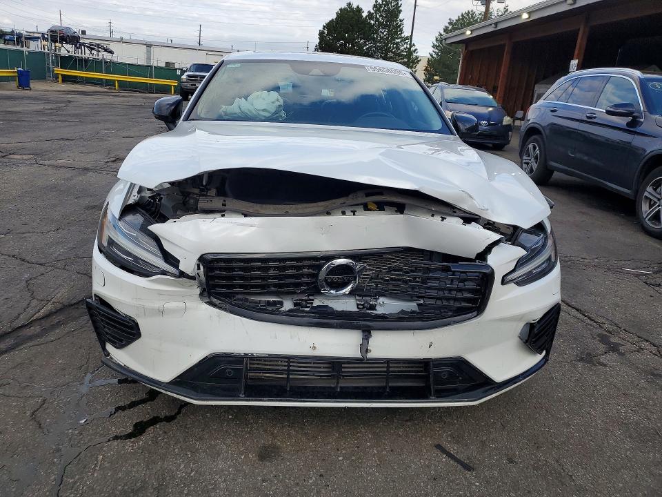 2022 Volvo S60 მანქანა იყიდება აუქციონზე, vin: 7JRBR0FZ1NG174518, აუქციონის ნომერი: 55658096