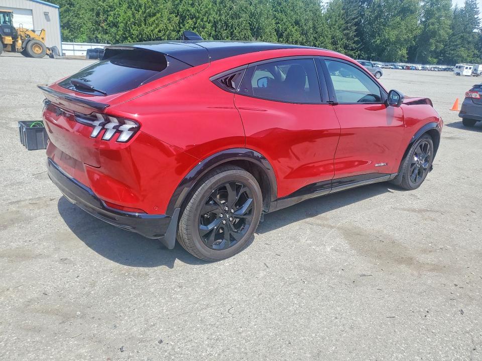 55743346 :رقم المزاد ، 3FMTK3SU7PMA70915 vin ، 2023 Ford Mustang Mach-e مزاد بيع