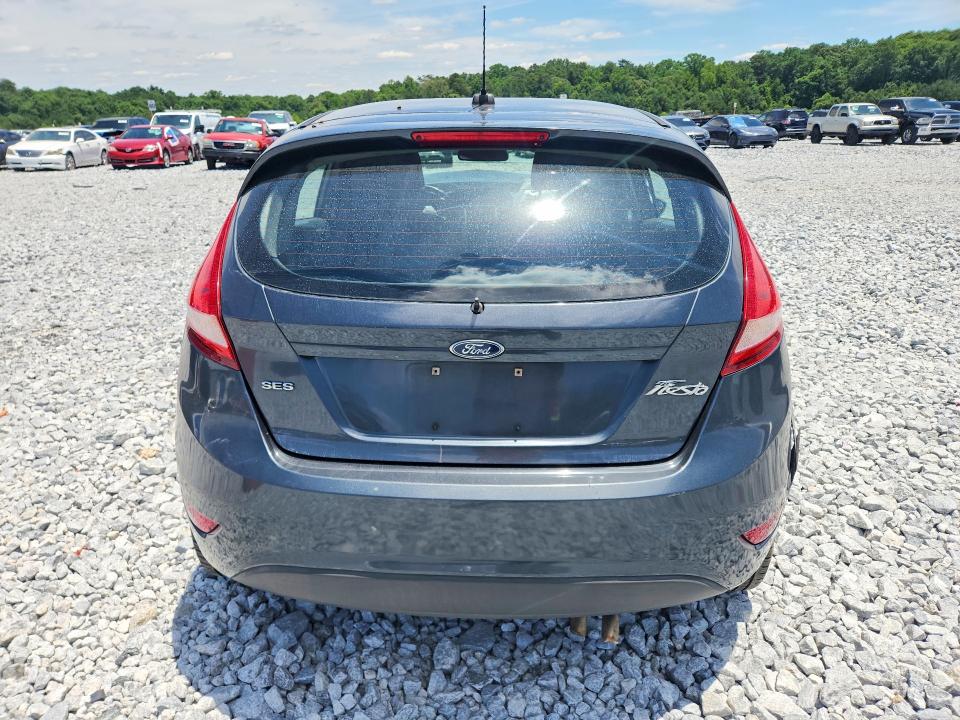 58576596 :رقم المزاد ، 3FADP4FJXBM106837 vin ، 2011 Ford Fiesta مزاد بيع