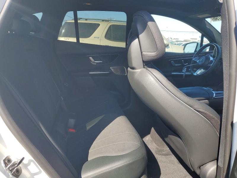 58770796 :رقم المزاد ، 4JGGM1CB5PA026292 vin ، 2023 Mercedes-benz Eqe Suv مزاد بيع