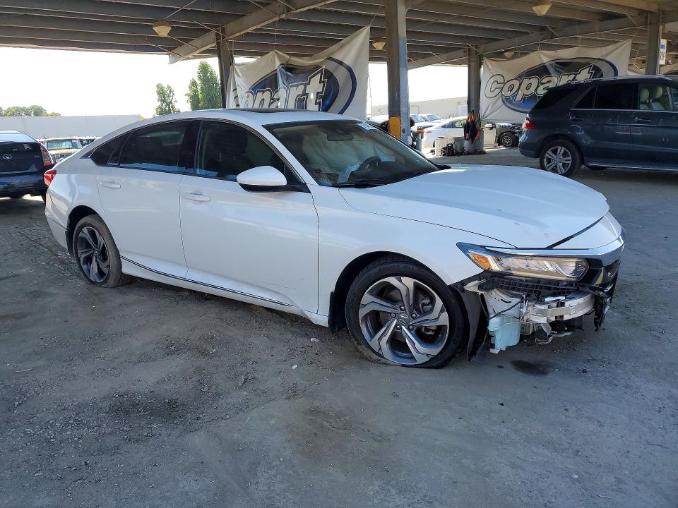 Продаж на аукціоні авто 2018 Honda Accord, vin: 1HGCV1F45JA026847, номер лоту: 57554096