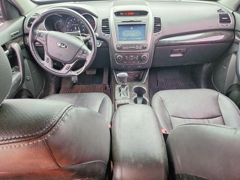 55770006 :رقم المزاد ، 5XYKTDA60EG442112 vin ، 2014 Kia Sorento مزاد بيع