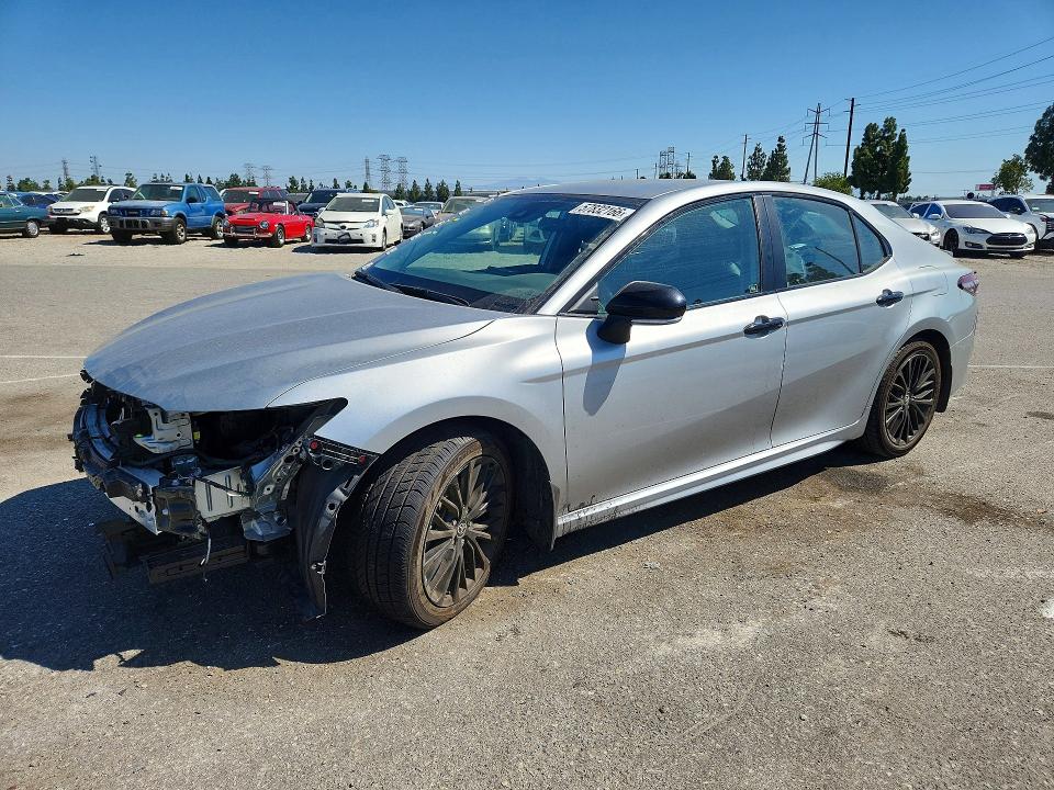 Продажа на аукционе авто 2022 Toyota Camry, vin: 4T1G11BK3NU062178, номер лота: 57832166